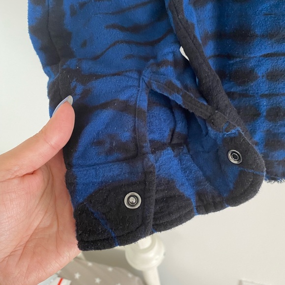 COTTON CITIZEN Santiago Bottom Down Shirt Small black and Blue - Picture 11 of 13